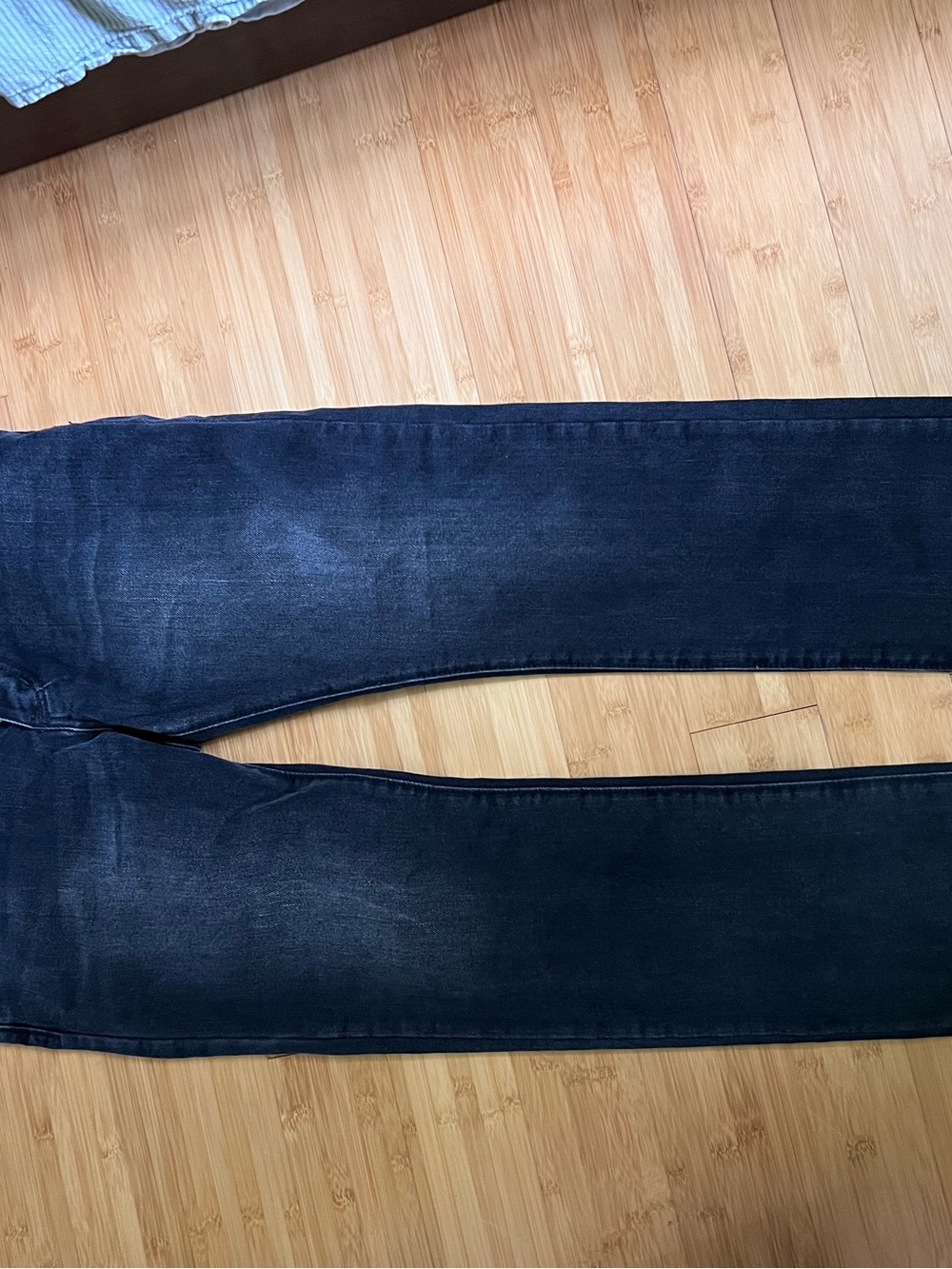 MNML Men's Slim Straight Jeans in Dark Blue